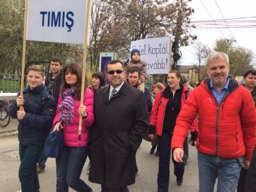 Marșul pentru Viață la Timișoara...în drum spre Catedrala Mitropolitană și Consiliul Județean Timiș...Photo Samy Tutac
