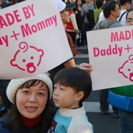 taiwan-150-000-protesteaza-legalizarea-casatoriilor-gay-foto-southa-china